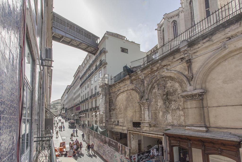 5 Sins Chiado Hostel ลิสบอน ภายนอก รูปภาพ