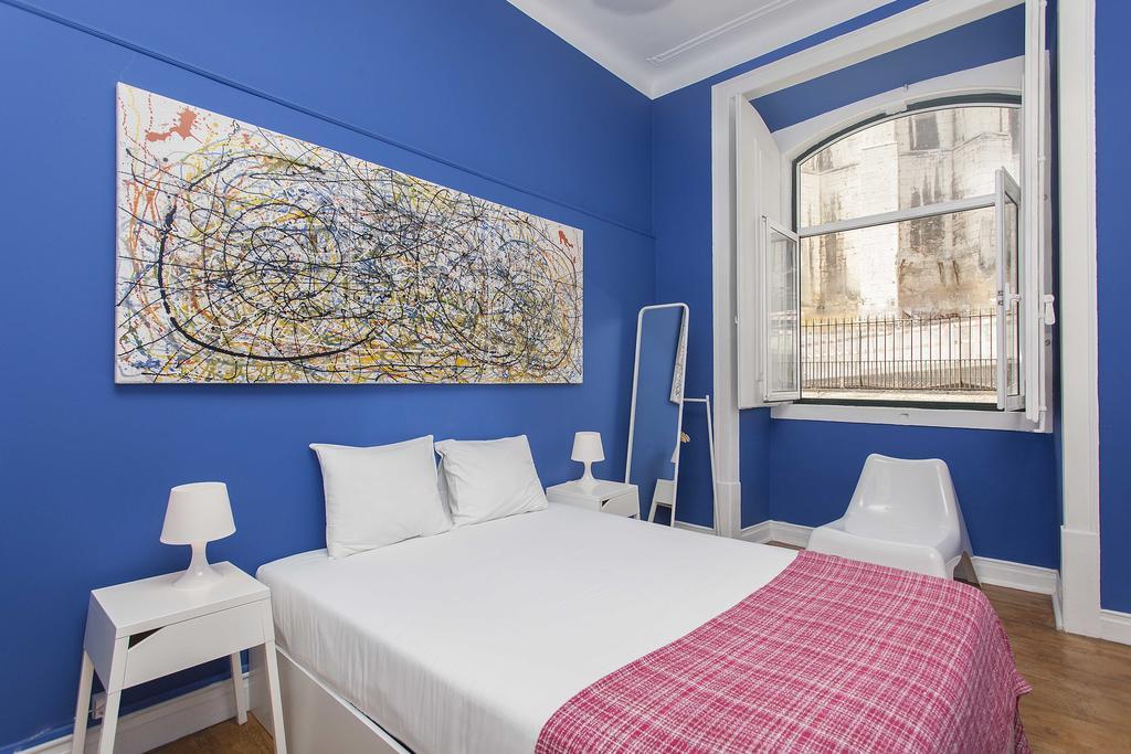 5 Sins Chiado Hostel ลิสบอน ห้อง รูปภาพ