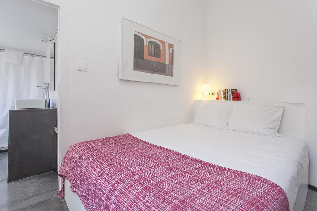 5 Sins Chiado Hostel ลิสบอน ห้อง รูปภาพ