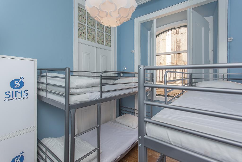 5 Sins Chiado Hostel ลิสบอน ห้อง รูปภาพ