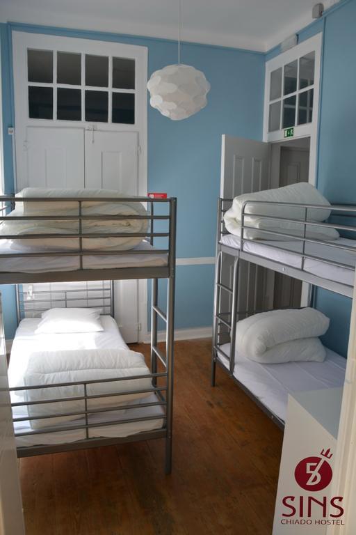5 Sins Chiado Hostel ลิสบอน ภายนอก รูปภาพ