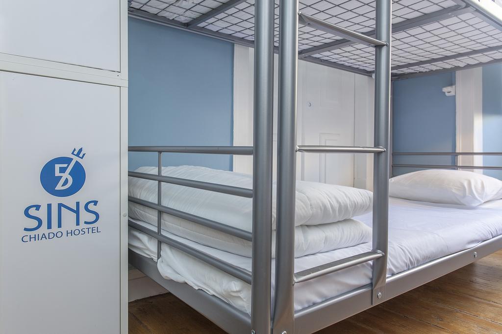 5 Sins Chiado Hostel ลิสบอน ภายนอก รูปภาพ